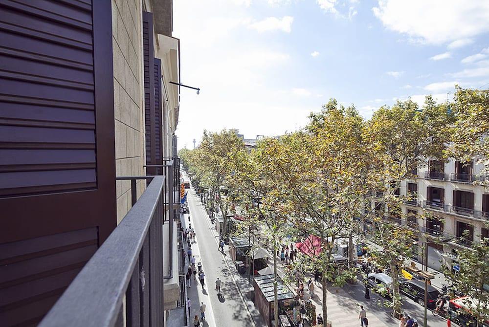 Aparthotel Rambla108 Barcelona Exterior photo