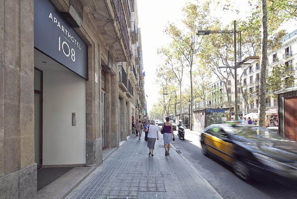 Aparthotel Rambla108 Barcelona Exterior photo